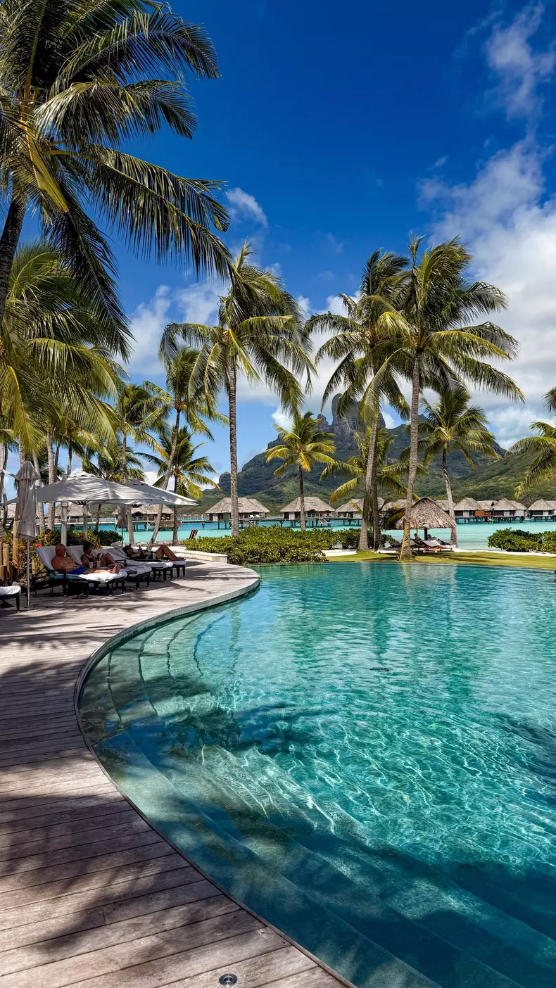corina caragea bora bora 12