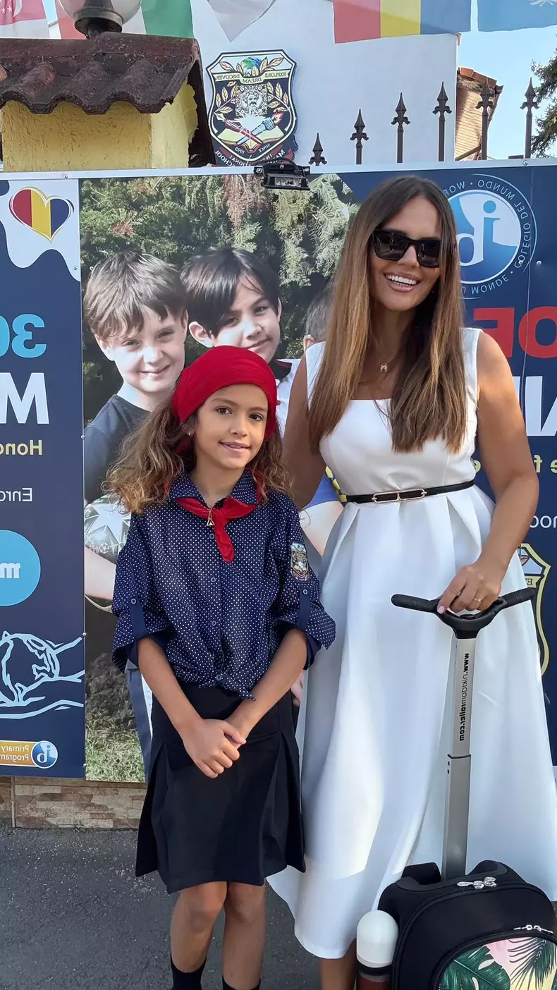 Petra, fiica Cristinei Șișcanu și a lui Mădălin Ionescu (1)