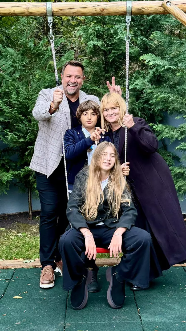 Horia Brenciu si familia lui