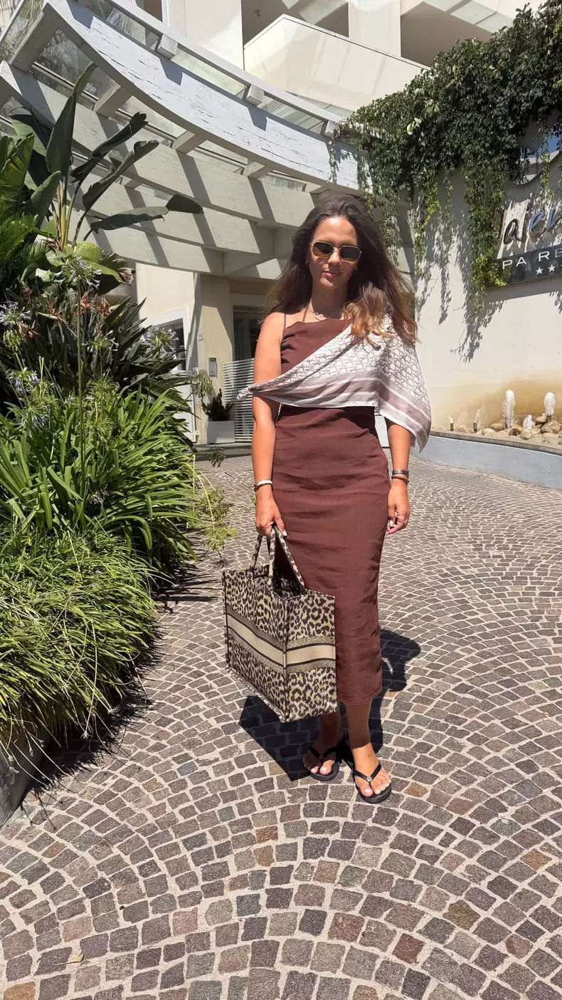 Cristina Siscanu in vacanta din italia (3)