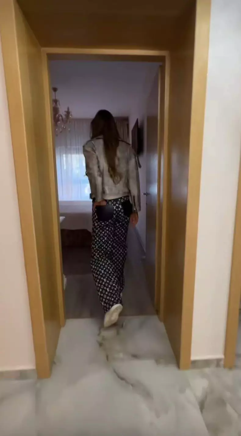 Bianca Drăgușanu - imagini casă (10)