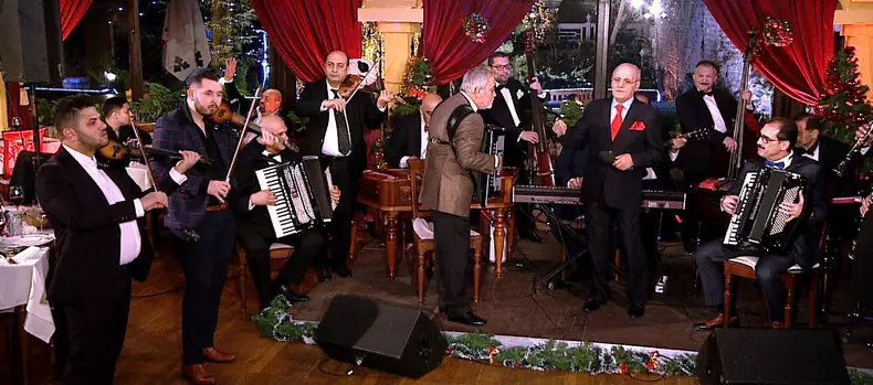 Revelion 2018 la TVR 2, Petrecere cu lautari