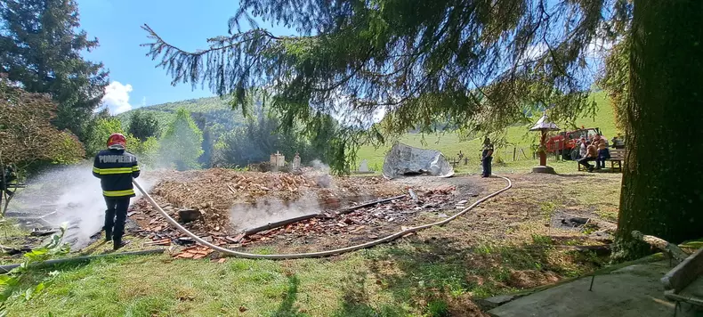 eeeb58ae-5247-4724-890e-afe70092d091