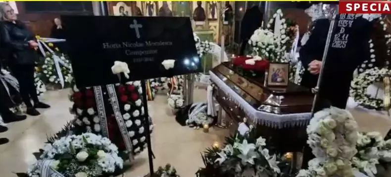 Imagini de la înmormântarea lui Horia Moculescu FOTO: captură video România TV