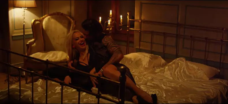 Les spéculations sur une collaboration entre Fendi et Skims ont été confirmées plus tôt cette semaine lorsque la marque de luxe italienne et la marque de lingerie et de sous-vêtements basée à Los Angeles ont publié les premières images