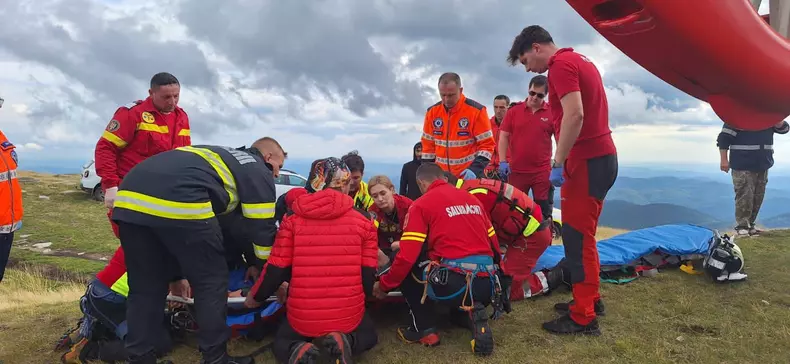 f29b75cb-9d84-44c1-bfea-999a44fb2bcf