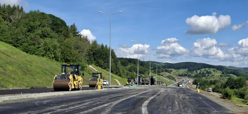 Sectiune 4 Tigveni - Curtea de Arges Autostrada Sibiu - Pitesti (1)