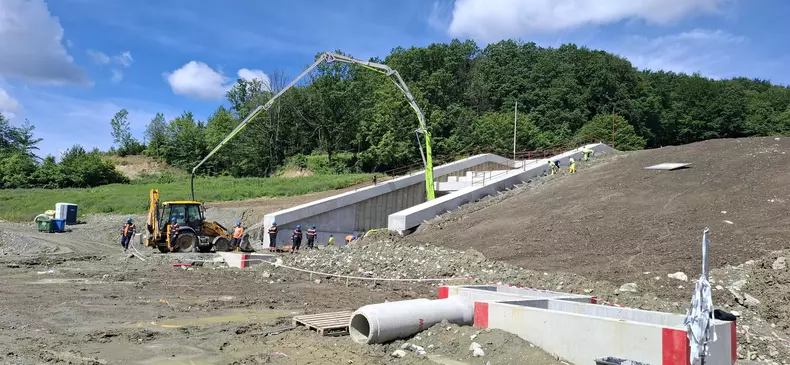 Sectiune 4 Tigveni - Curtea de Arges Autostrada Sibiu - Pitesti (4)