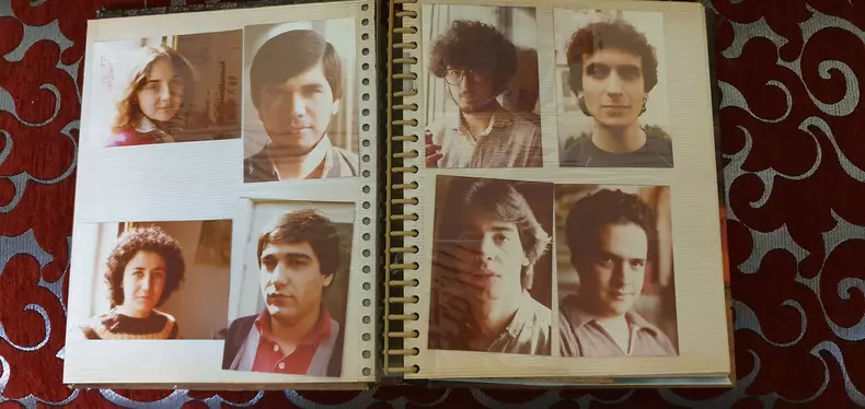 ALBUM CU O GRUPA
