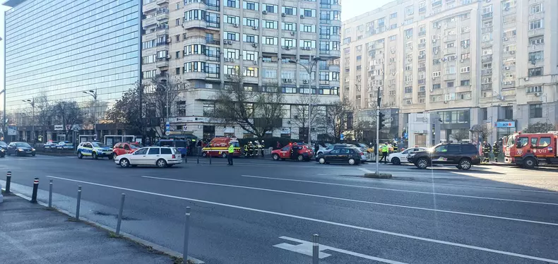 cb7b46fe-d472-494e-8ca3-de453d0e087f