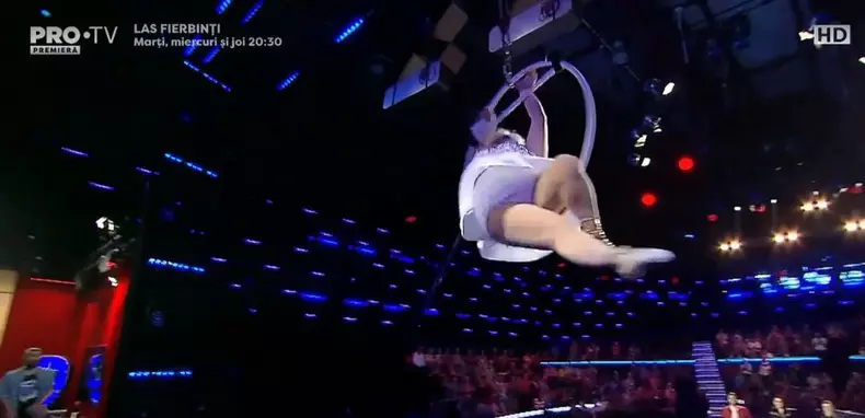 dylie3