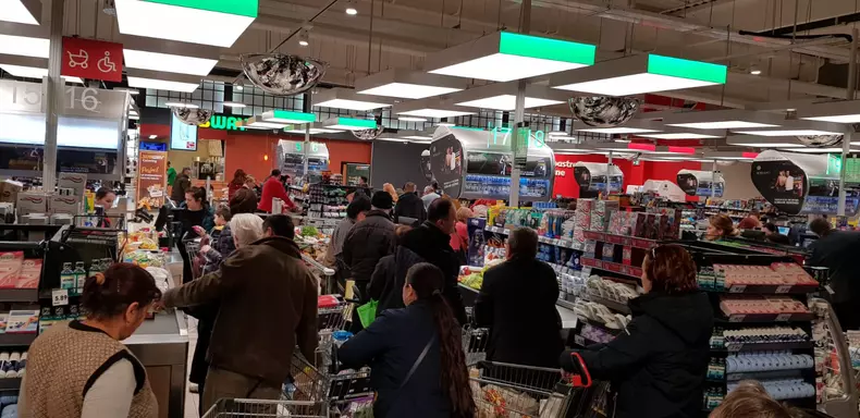 Aglomerație la magazine