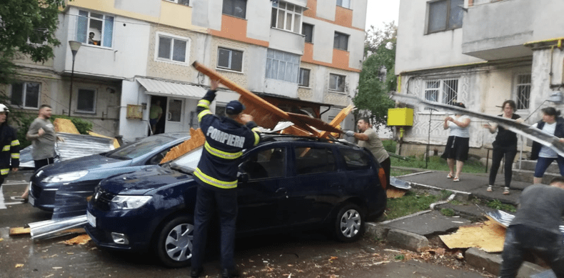 interventii furtuni 3