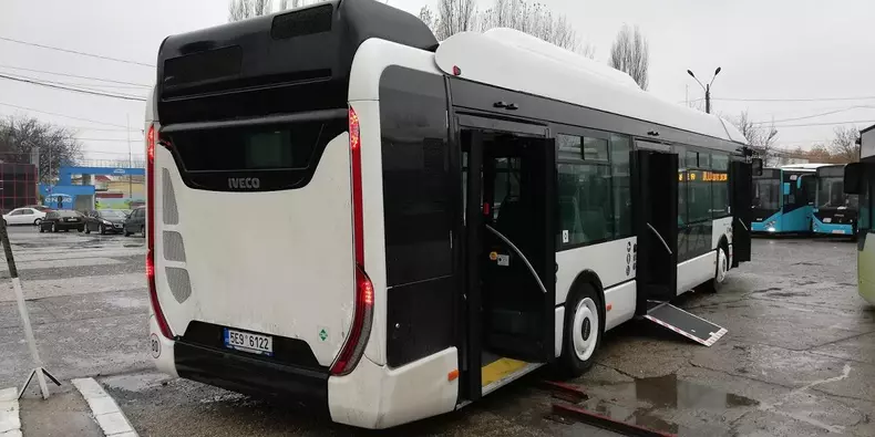 auto2
