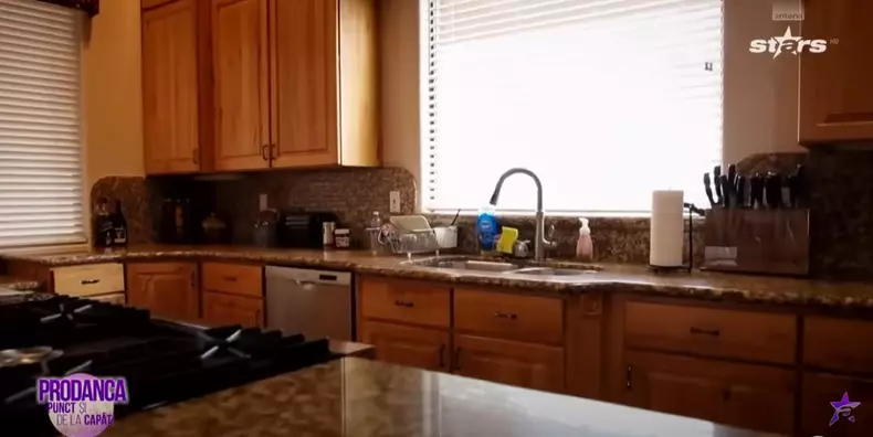 Anamaria Prodan - imagini casă Las Vegas (27)