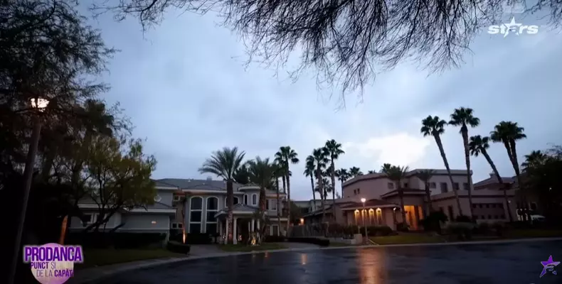 Anamaria Prodan - imagini casă Las Vegas (24)