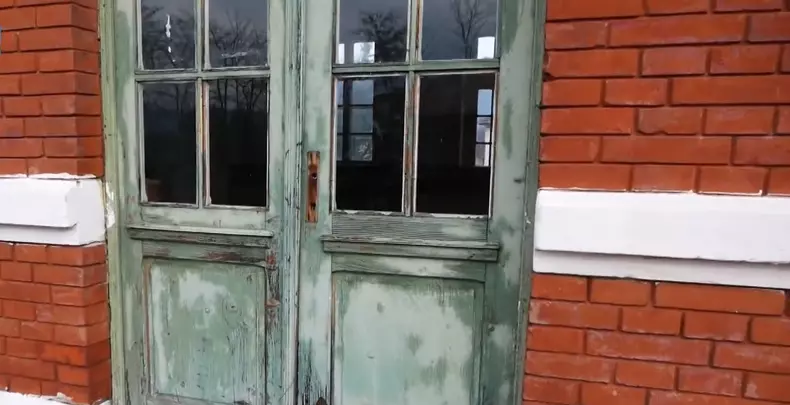 gari regale Arges (3)