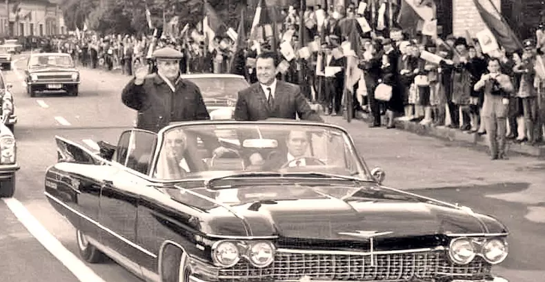 01-ceausescu-alba-iulia-1972