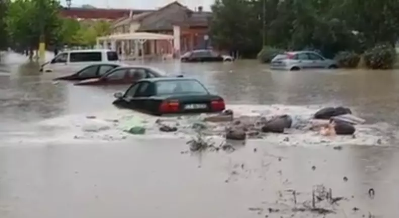 Inundații în Cernavodă, după ploile torențiale (1)