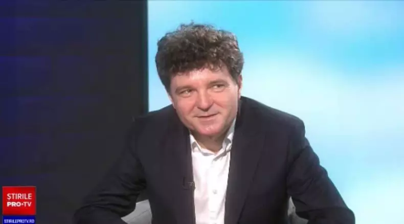 Nicușor Dan, după ce s-a tuns | Foto: Știrile PRO TV