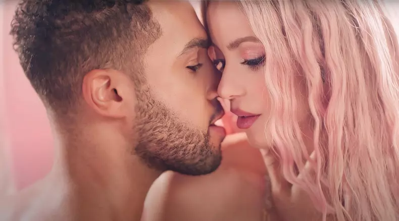Shakira și Lucien Laviscount (1)