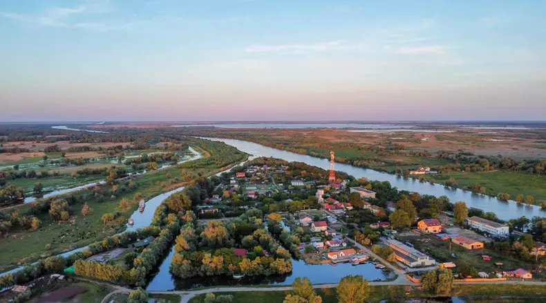 Insula Nada Apelor din Delta Dunarii a fost scoasa la vanzare (7)