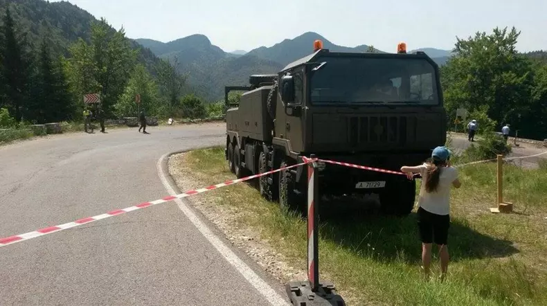 arges_camion_militar_scos_din_rapa (4)