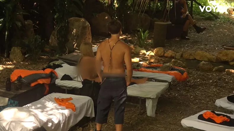 bia-khalifa-goala-la-sunt-celebru-scoate-ma-de-aici-3