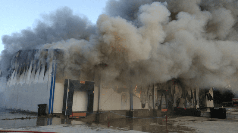 incendiu alba mezeluri