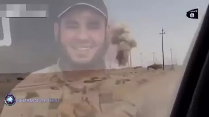 480p.00_04_52_05.Still018