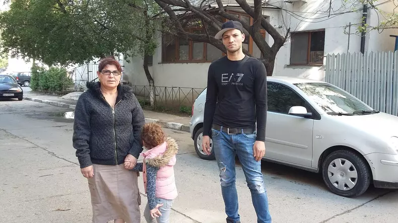 bunica fetita care a vazut tot si victima