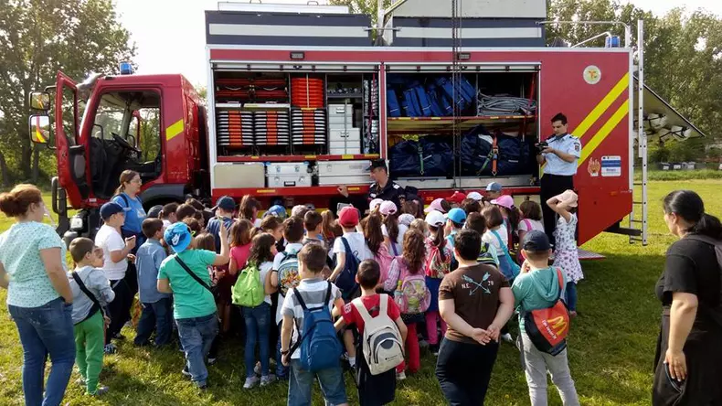 pompieri_scoala_altfel1