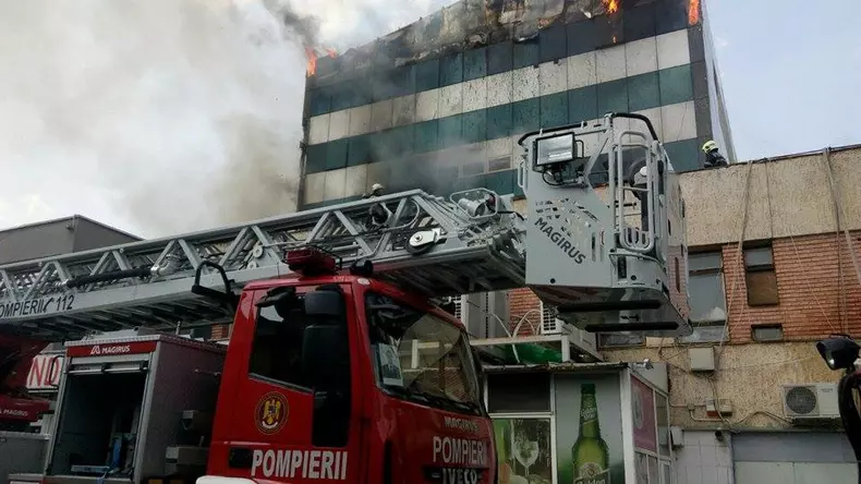 incendiu piata crangasi (6)