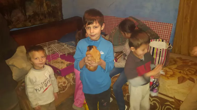 9759c027-55c5-4428-a99e-0c33b8812ef2