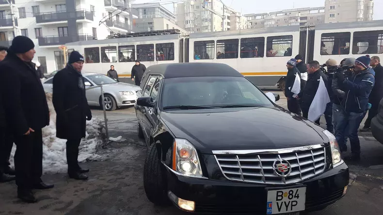 inmormantare dan adamescu (1)