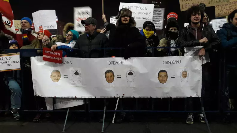 16492512_1853503114934277_610610904_o