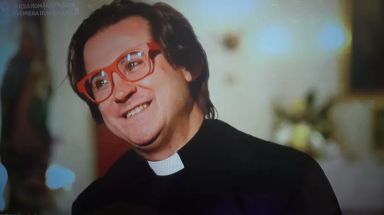 Preotul de la Românii au talent (2)