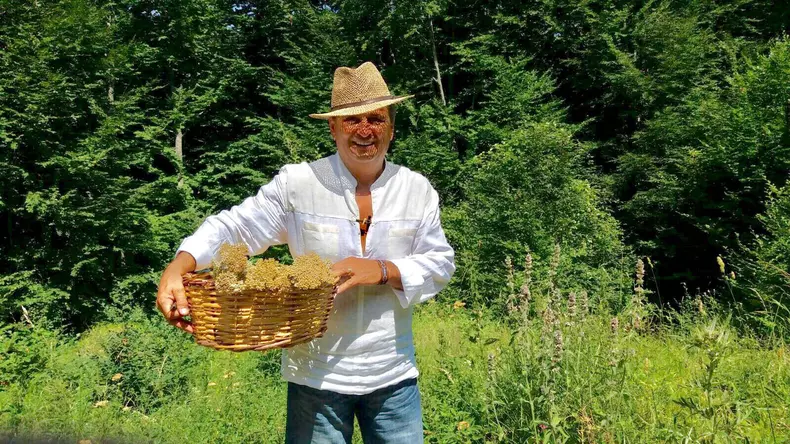 Nea Mărin, pentru prima oară în postura de concurent într-un reality-show