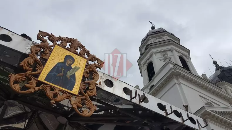 Baldachinul cu racla Sfintei Parascheva (4)