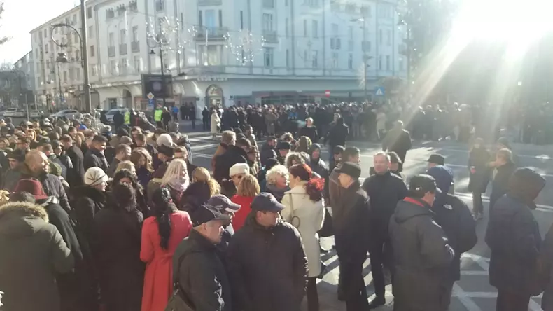 WhatsApp Image 2017-12-10 at 10.57.35