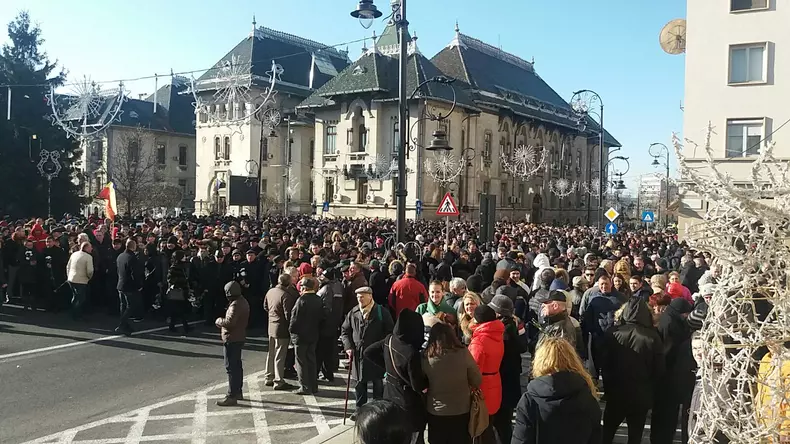 WhatsApp Image 2017-12-10 at 10.57.38