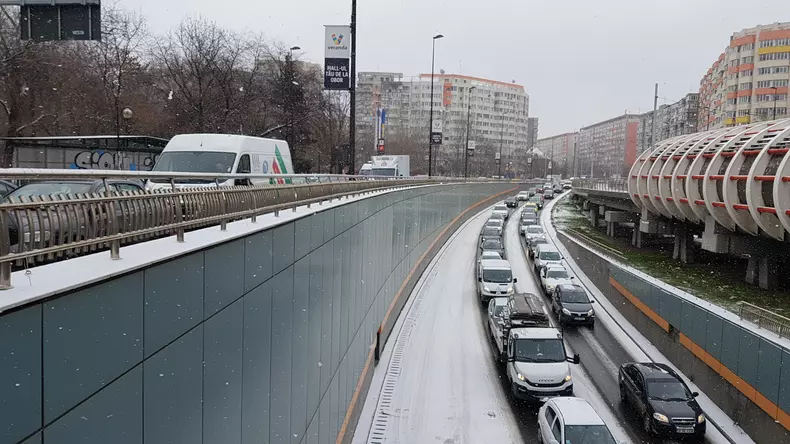 aglomeratie_trafic_pasaj_obor (2)