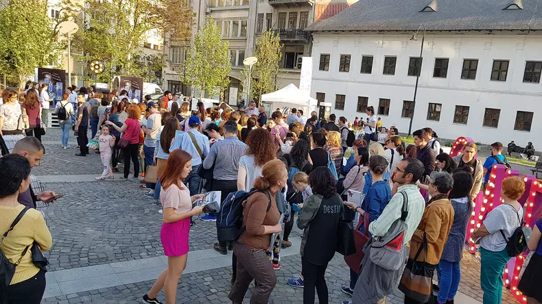 noaptea-cartilor-deschise-2