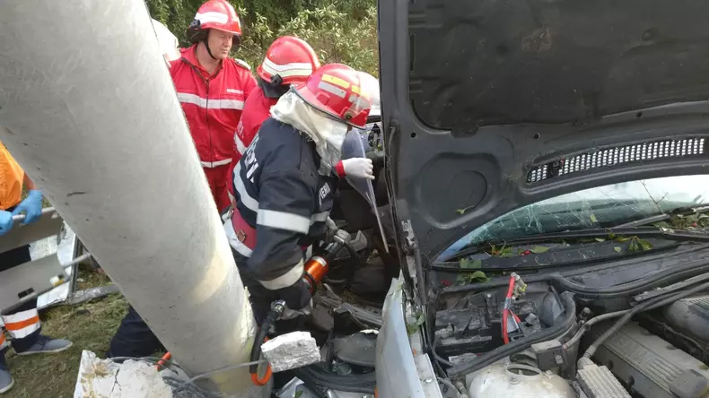 accident descarcerare isu delta ambulanta (5)