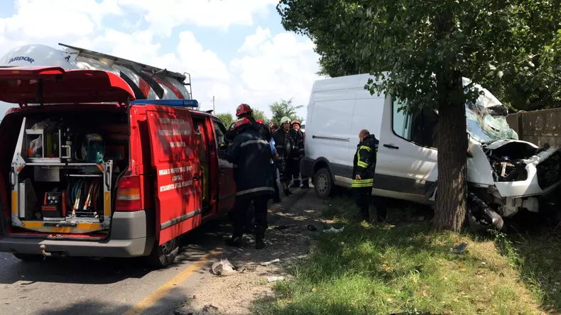 Trafic blocat pe șoseaua de centură din București din cauza unui accident (3)