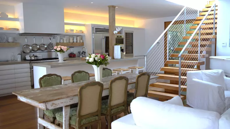 One-time Baywatch babe Pamela Anderson has put her Malibu home up for lease at $40,000-a-month.