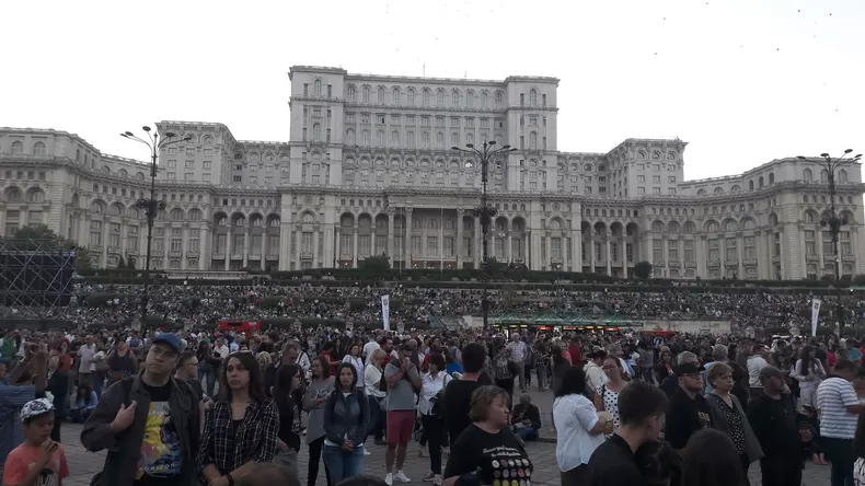 preg[tire rod stewart 1