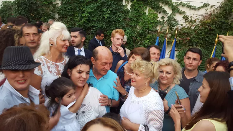 11030164_1121138354566381_2665264308704590911_o