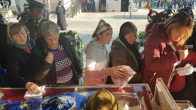 43877730_191132285116569_4787690045890887680_n