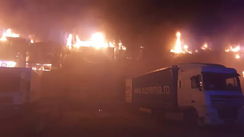 Incendiu puternic la fabrica de condimente Solina din Alba Iulia (2)